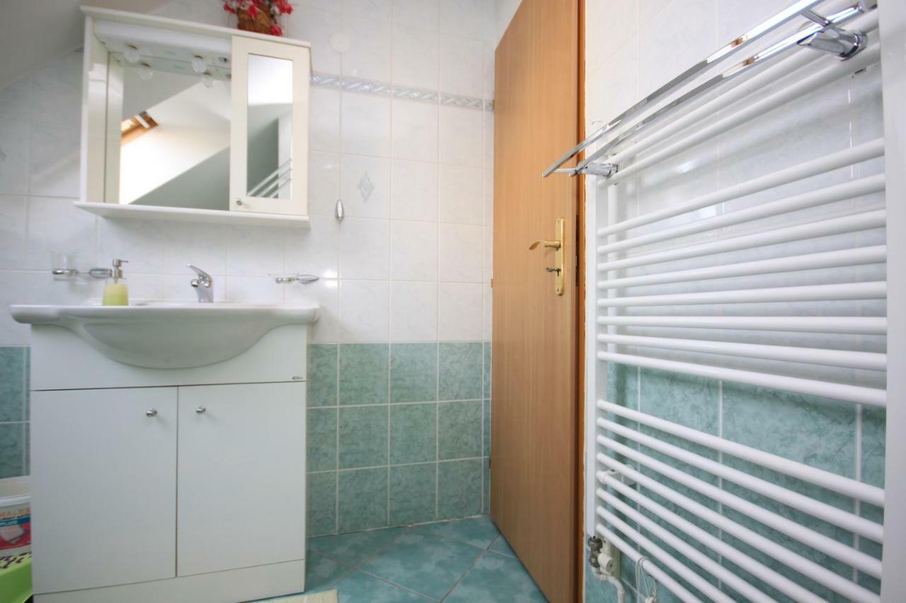 Apartman Pod Cernou Horou Rožnov pod Radhoštěm Zewnętrze zdjęcie